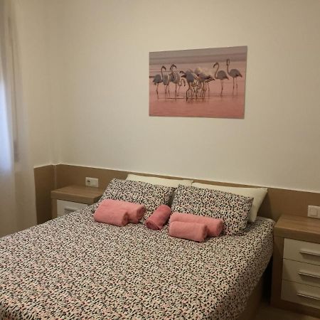 Piso Centrico Cerca Del Puerto Lejlighed Sant Carlos de la Ràpita Eksteriør billede